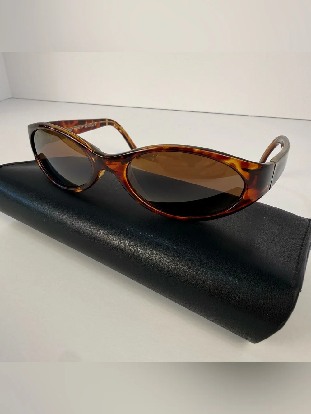 Maui Jim Malia MJ125-10 Tortoiseshell- Brown Lenses Vintage Discontinued